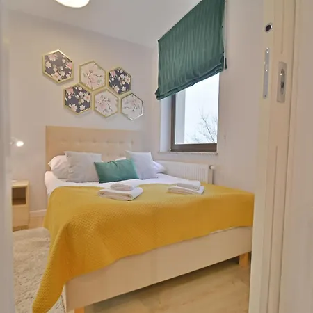 Sunset - Kwartal Rozy Wiatrow - Garaz - Przy Parku Zdrojowym Lejlighed *